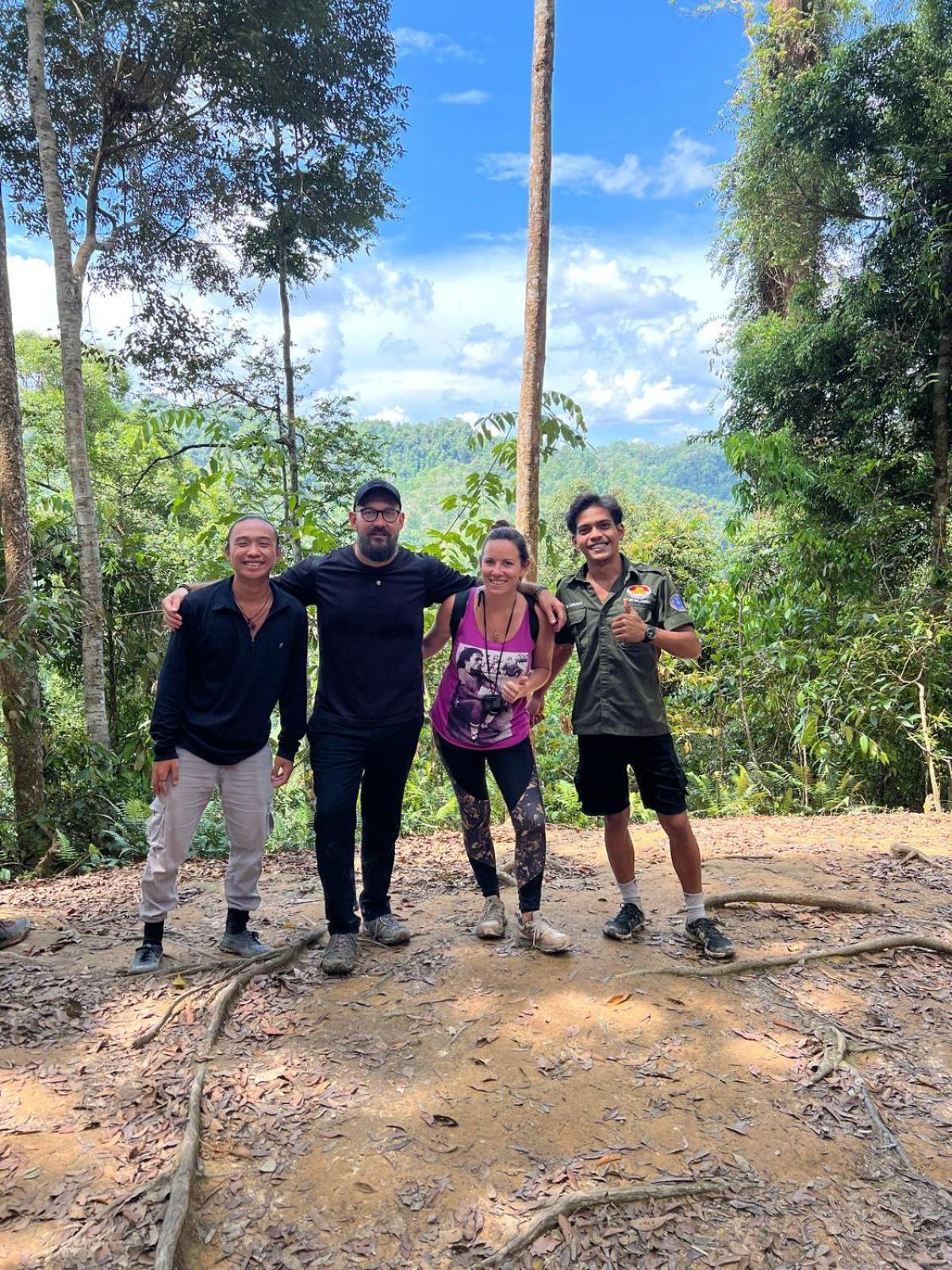 Eco Trekking Lodge, Bar & Jungle Tour'S Bukit Lawang Luaran gambar