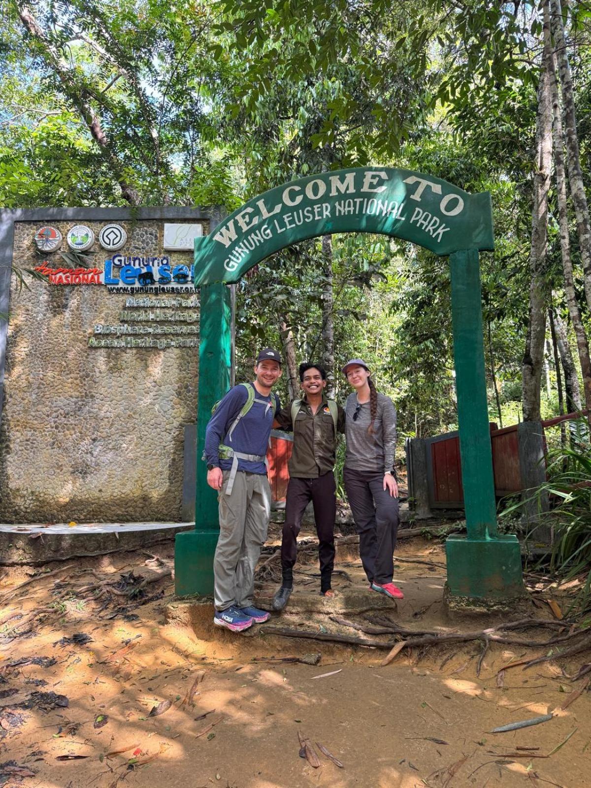 Eco Trekking Lodge, Bar & Jungle Tour'S Bukit Lawang Luaran gambar